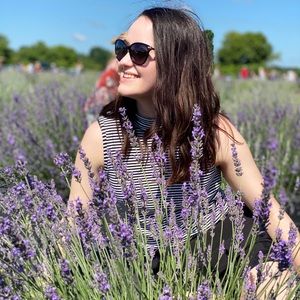 Meet your Posher, Shelbi